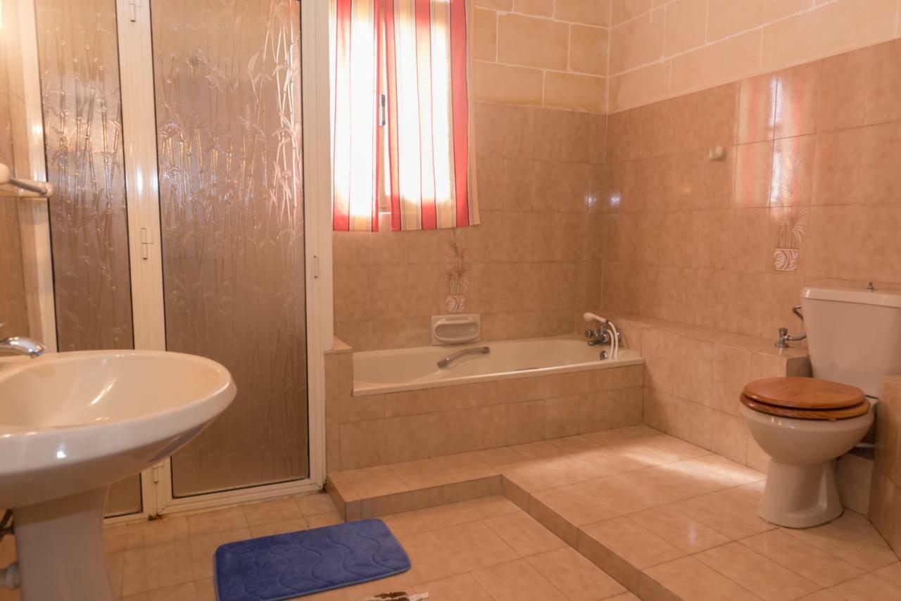Acomodation House Kavarna Xagħra Екстериор снимка