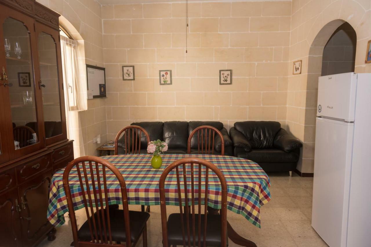 Acomodation House Kavarna Xagħra Екстериор снимка